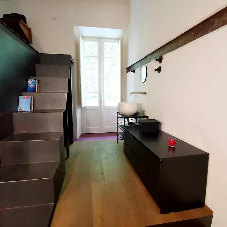 Casa Rossa * باري
